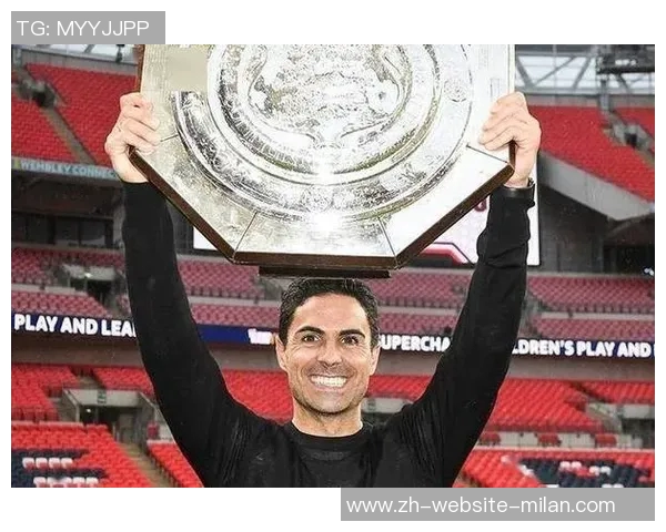 国米计划引进曼联新星拉爵欲高价出售并免签旧将赚取丰厚利润