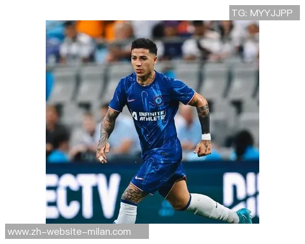 大力鼠与科鲁兹精彩对决视频分析揭示两者实力差距与战术特点